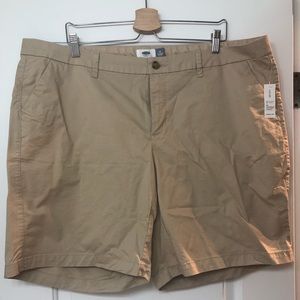 Old Navy Khaki shorts